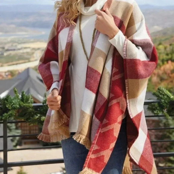 Soft Surroundings Accessories - Soft Surroundings Buffalo Wrap Shawl Red Beige Check